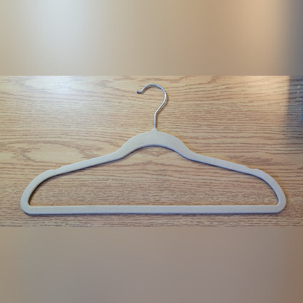 Non-slip felt hangers (lot of 20)